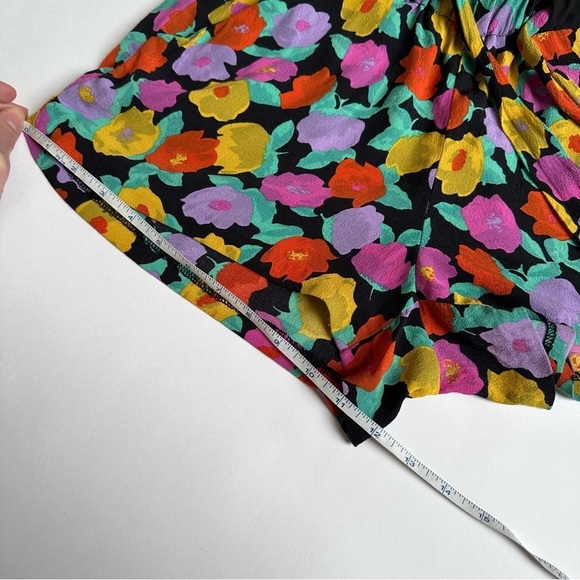 [SOLD] ZARA Tie Waist Orange Floral Printed Mini Shorts size XS - Picture 10 of 13